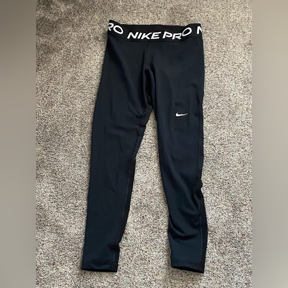 Nike Pro Women’s Tights